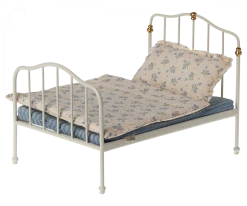 Maileg Vintage Bed | Off White