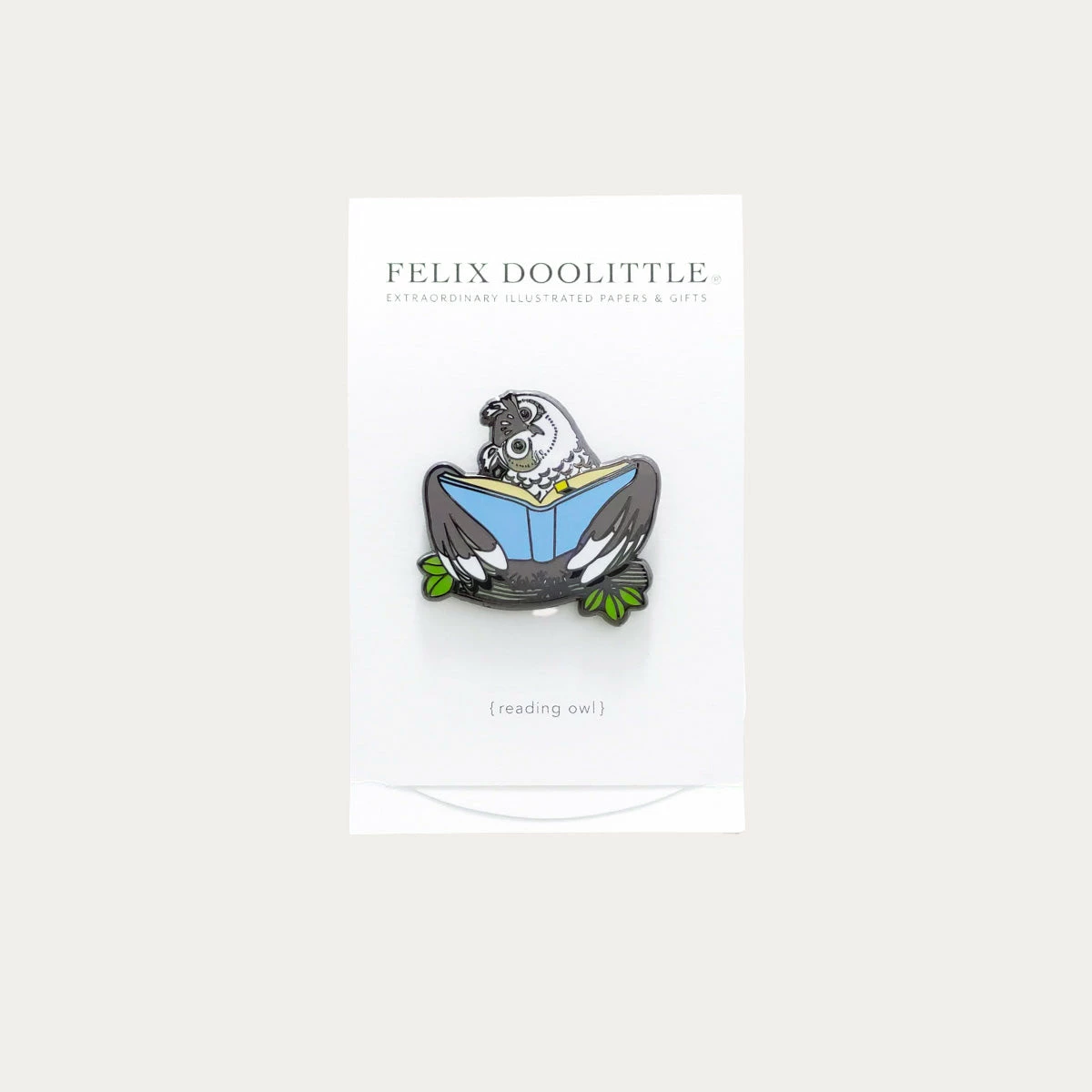 Reading Owl | Enamel Pin 1 Reading Owl | Enamel Pin